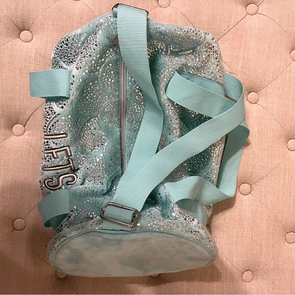 Justice overnight bag - Picture 3 of 6